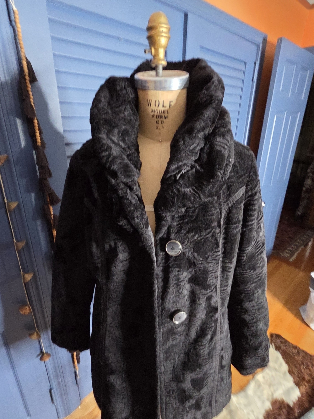Laundry By Shelli Segal Black Plush Faux Fur Jacket